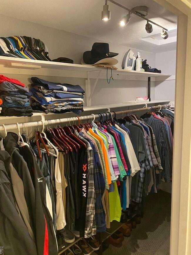 Building Photo - 1791 Lindo St