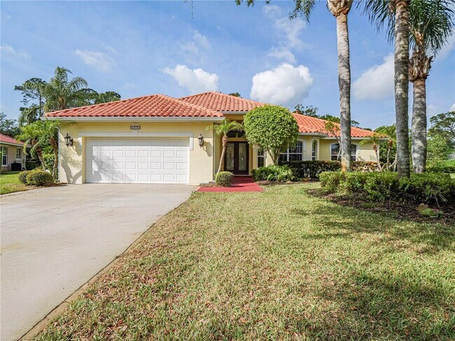 Foto del edificio - 5873 Pine Ridge Cir