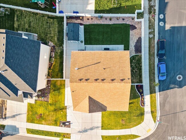 Foto del edificio - Large Home in Eagle Mountain