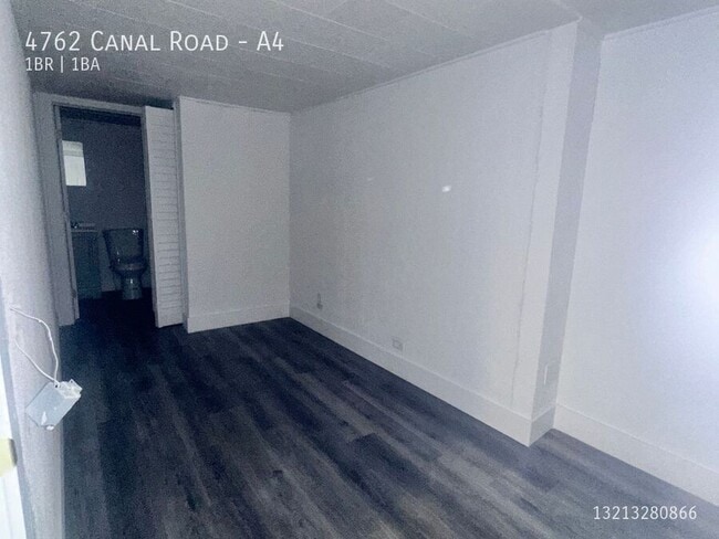 Building Photo - 4762 Canal Rd