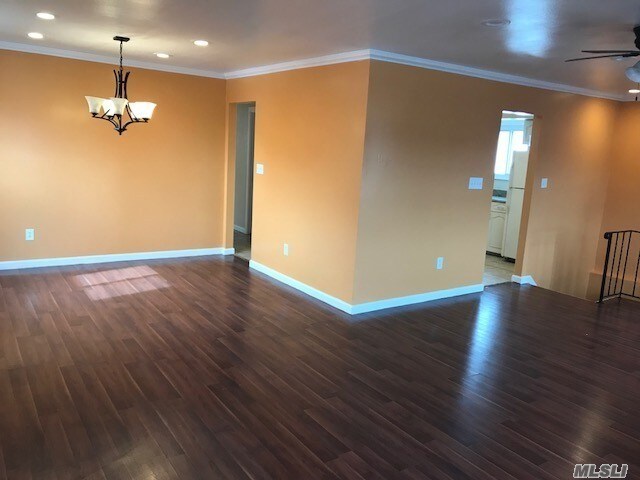 Foto del edificio - 259-15 Craft Ave