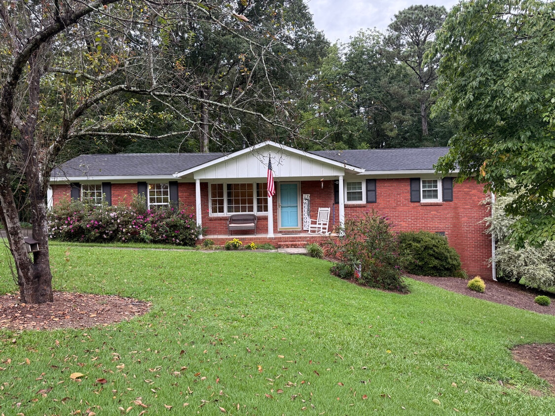 Primary Photo - 100 Hycliff Rd SW