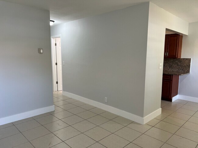 Foto del edificio - 3071 NW 43rd St