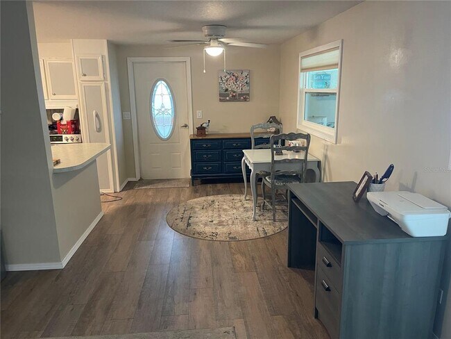 Foto del edificio - 39248 US-19