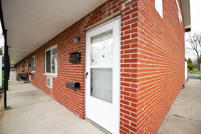 Building Photo - 5317 Jackman Rd