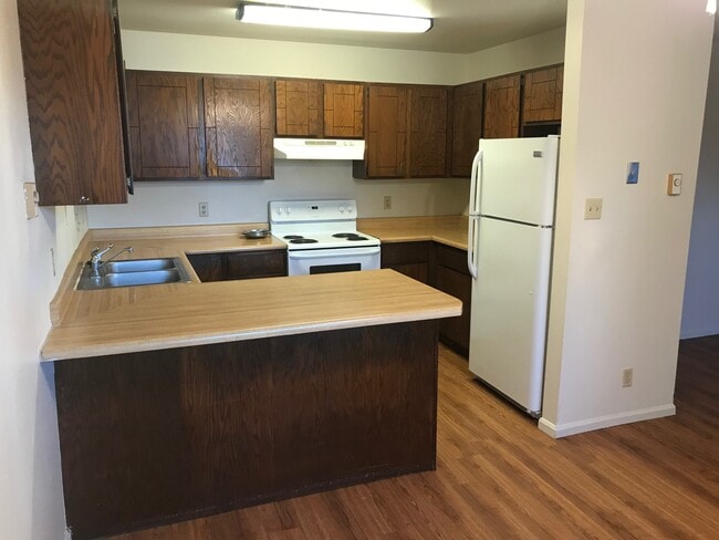 Building Photo - 7003 Tumbleweed Dr