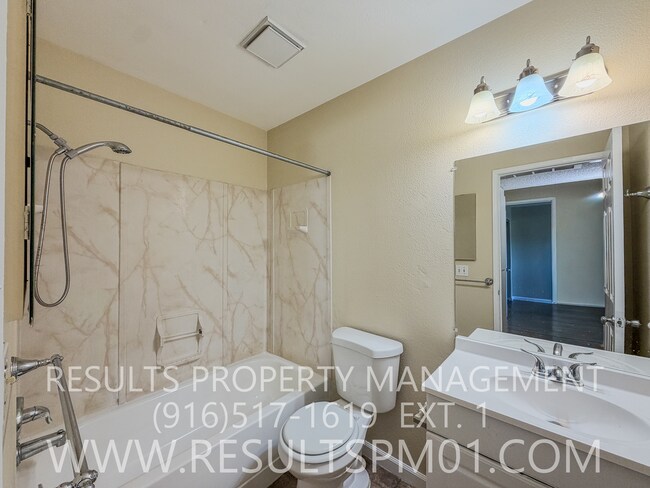 Foto del edificio - Adorable 2 bedroom duplex