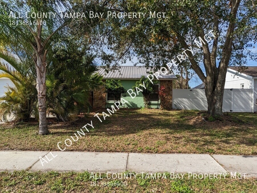 4 bedroom 2 bath with 2 car garage in Heat... House for Rent in