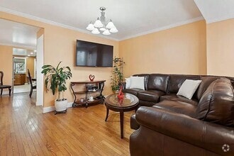 Building Photo - 148-7 Sutter Ave