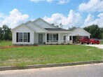 Foto principal - Beautiful 3 Bedroom, 2 Bath !!!