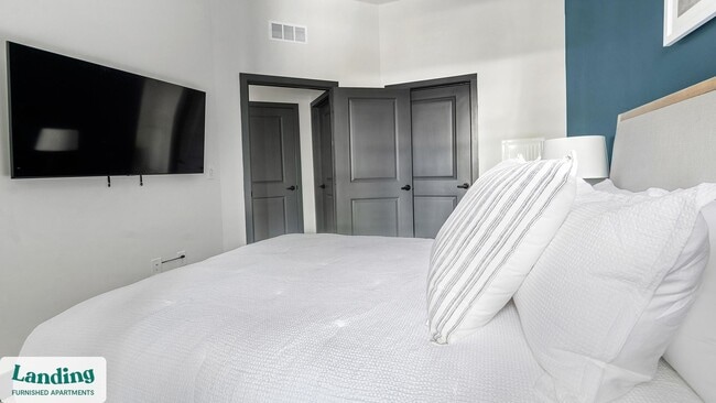 Foto del edificio - 944 Broadcast Pl