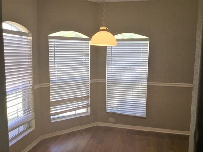 Building Photo - 22507 Spring Crossing Dr