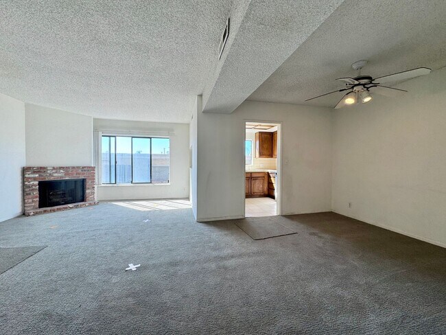 Building Photo - 1444 Centinela Ave