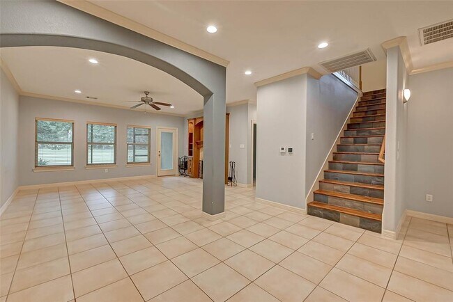 Building Photo - 3450 Pebble Beach Blvd