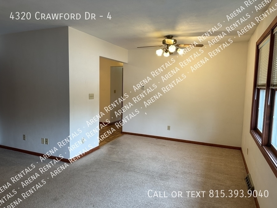 Primary Photo - 4320 Crawford Dr