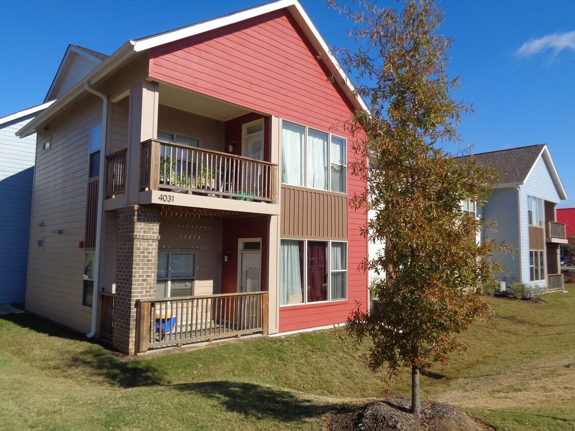 Foto principal - 3 Bedroom for rent North Raleigh