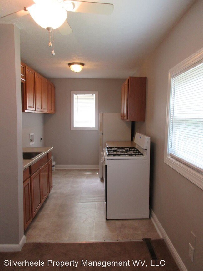 Foto del edificio - 3 br, 1 bath House - 2506 Brooklyn Avenue