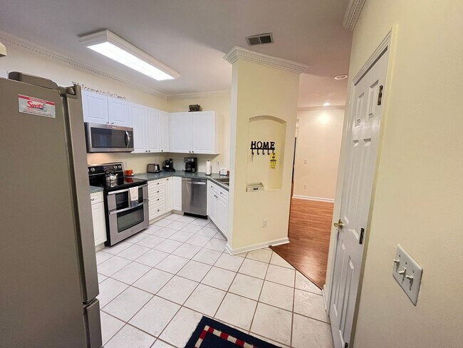 Foto del edificio - 4437 Lady Banks Ln
