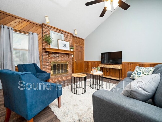 Foto del edificio - 3600 Ladywood Ct