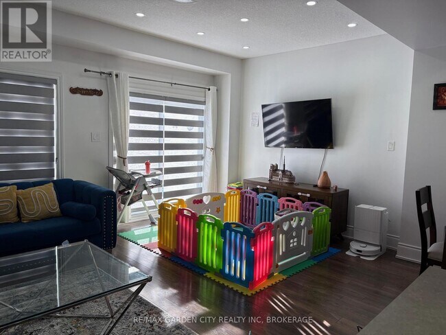 Building Photo - 39 Sunset Way