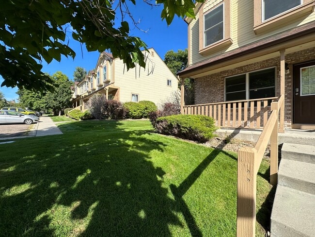 Photo - Charming 3b/3b Townhome In Downtown Louisville