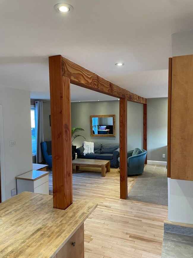 Building Photo - 44 Rue Sainte-Marie