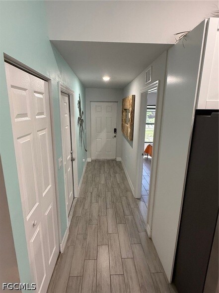 Foto del edificio - 313 SW 47th Terrace