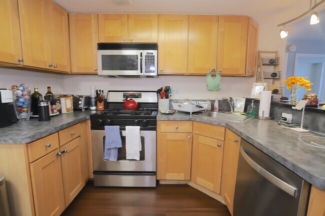 Foto del edificio - 759 2nd St