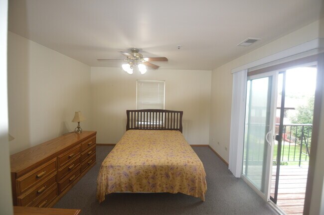 Foto del edificio - 651 Hapsfield Ln