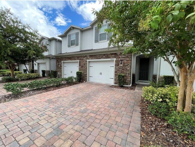 Foto del edificio - 7601 Aloma Pines Ct