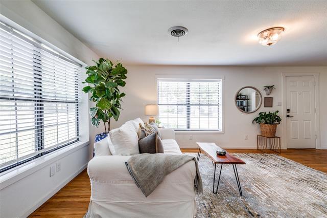 Building Photo - 5415 Dartmouth Ave