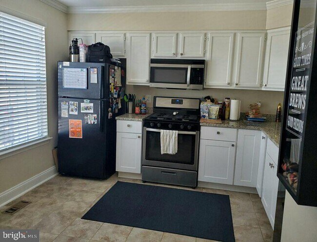 Foto del edificio - 1959 Fort Monroe Ct