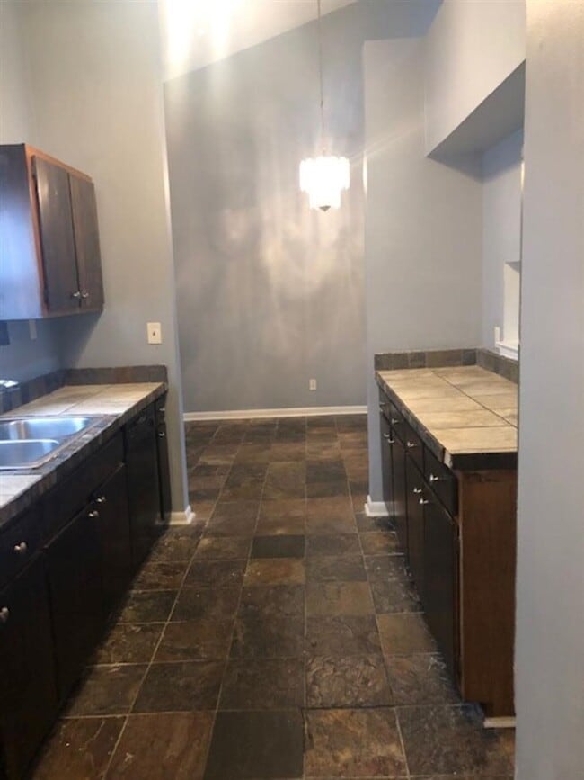 Foto del edificio - 3312 Allencrest Cove