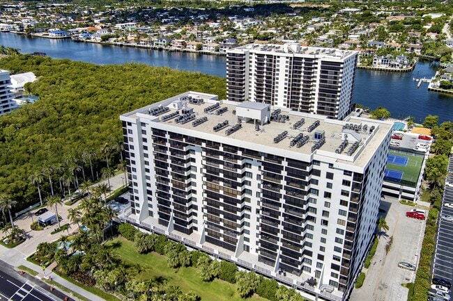 Foto del edificio - 3400 S Ocean Blvd
