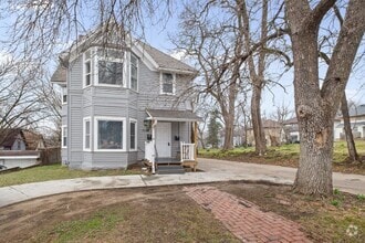 Building Photo - 1112 N 40th St