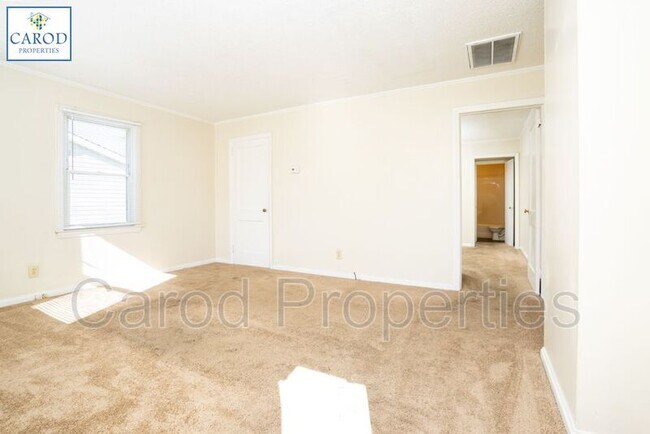 Foto del edificio - 847 Broad Ave