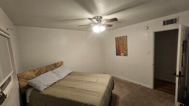 1008 Zuni Dr