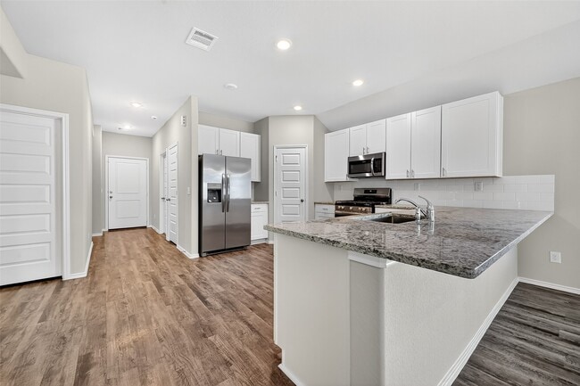 Building Photo - 79 Courageous Side Way