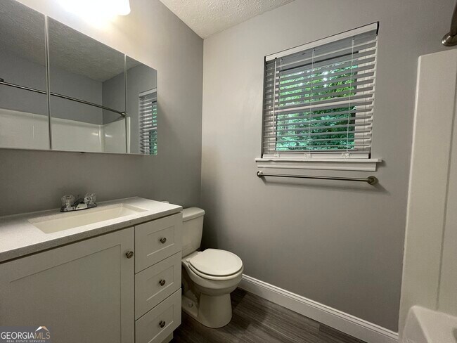 Building Photo - 117 Boulder Trail