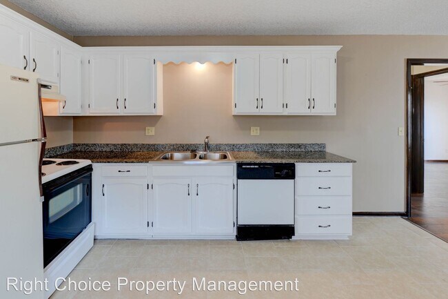 Foto del edificio - 5532 NW Homer White Rd