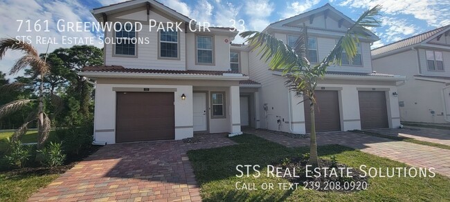 Foto del edificio - 7161 Greenwood Park Cir