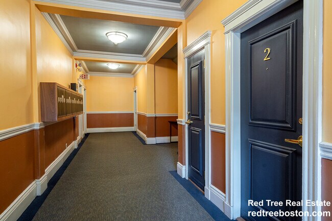 Foto del edificio - 107 Queensberry St
