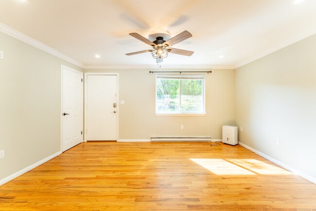 Building Photo - 1538 CT-12
