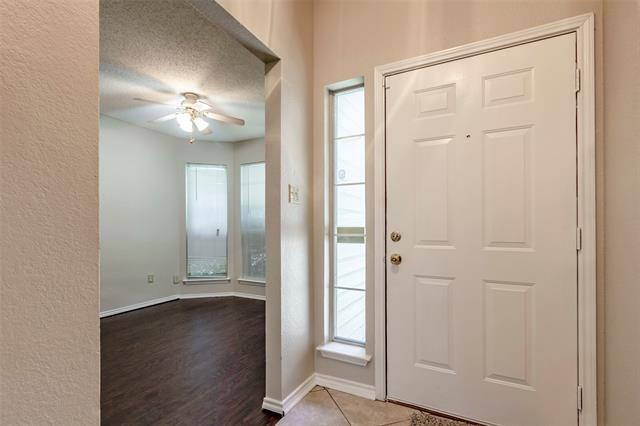 Foto del edificio - 845 Applewood Dr