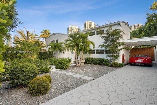 Foto del edificio - 2301 S Miami Ave