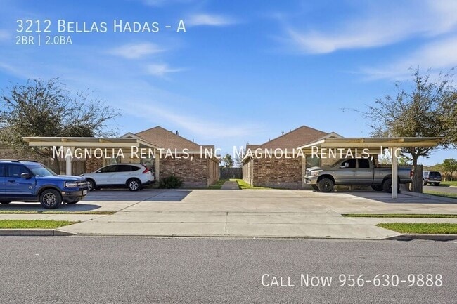 Building Photo - 3212 Bellas Hadas St