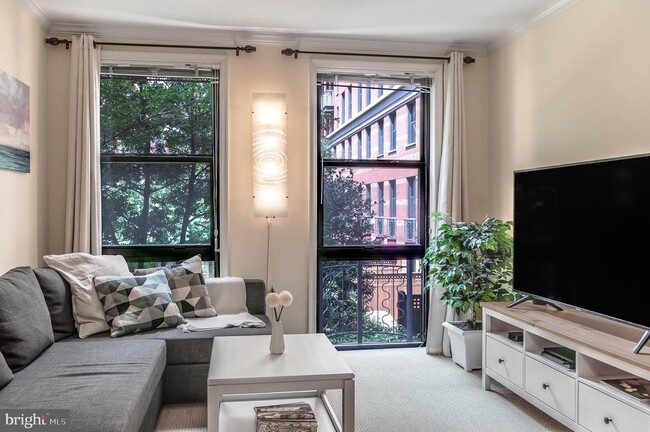 Foto del edificio - 631 D St NW
