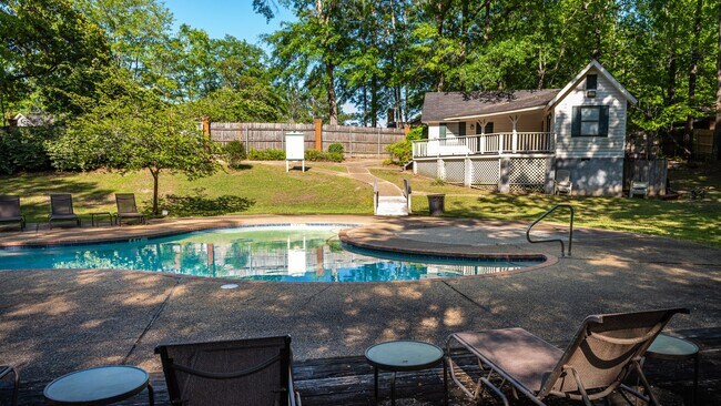 Foto del edificio - Woodshire Duplexes & Townhomes