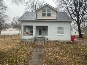 Building Photo - 2104 S Norwood Ave