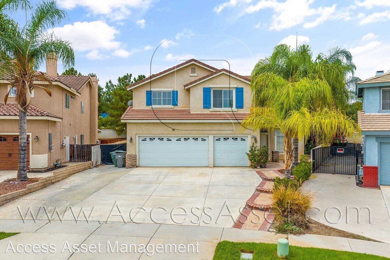 Primary Photo - 5 br, 3 bath House - 2588 Eaglerock Drive
